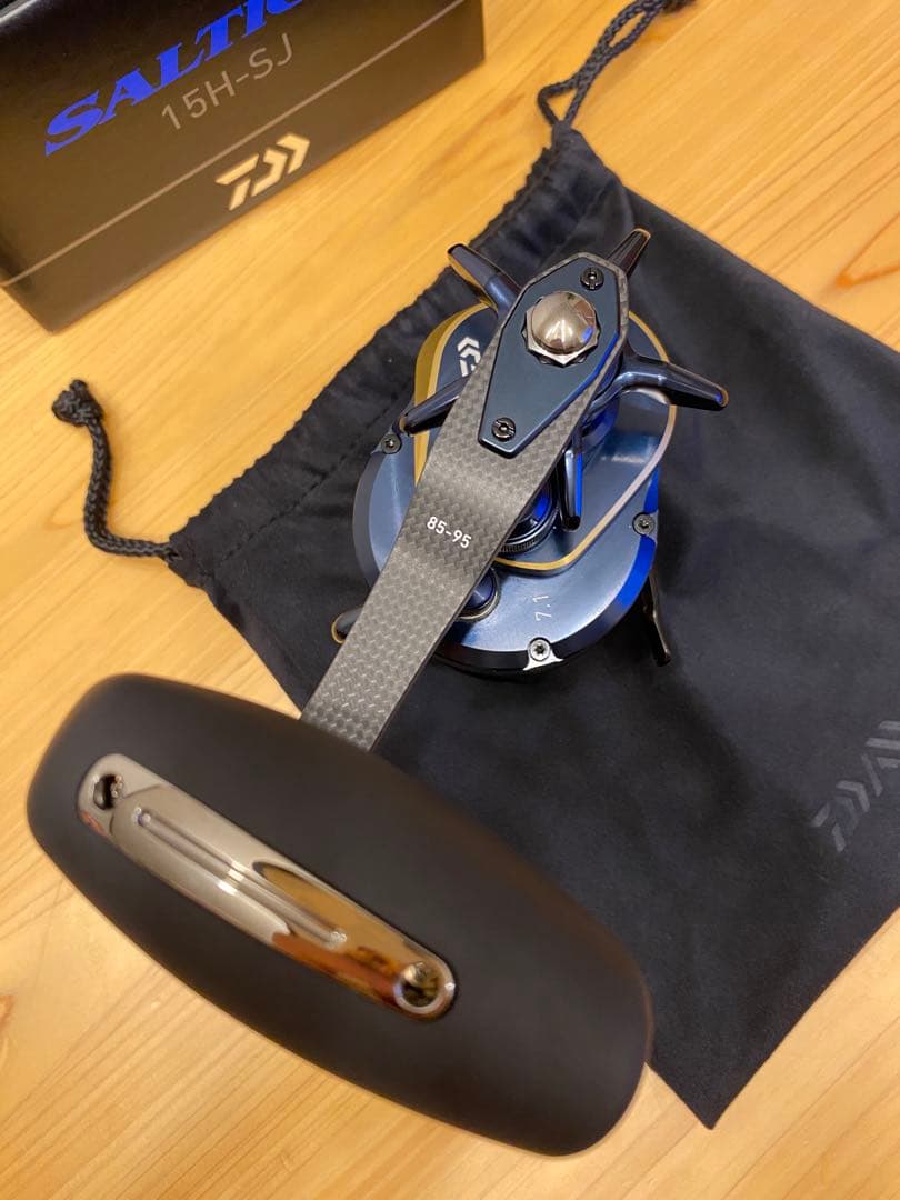 DAIWA SALTIGA 15H-SJ ベイトリール