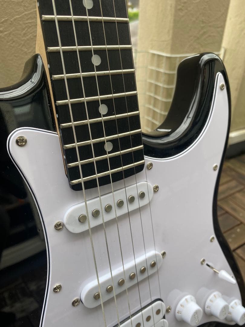 DONNER(ストラトキャスター タイプ)