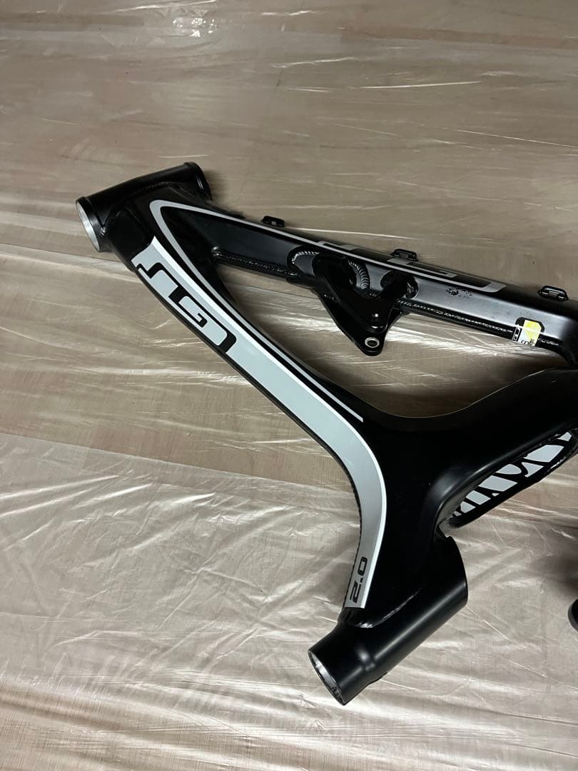 新品　GT FURY 2.0