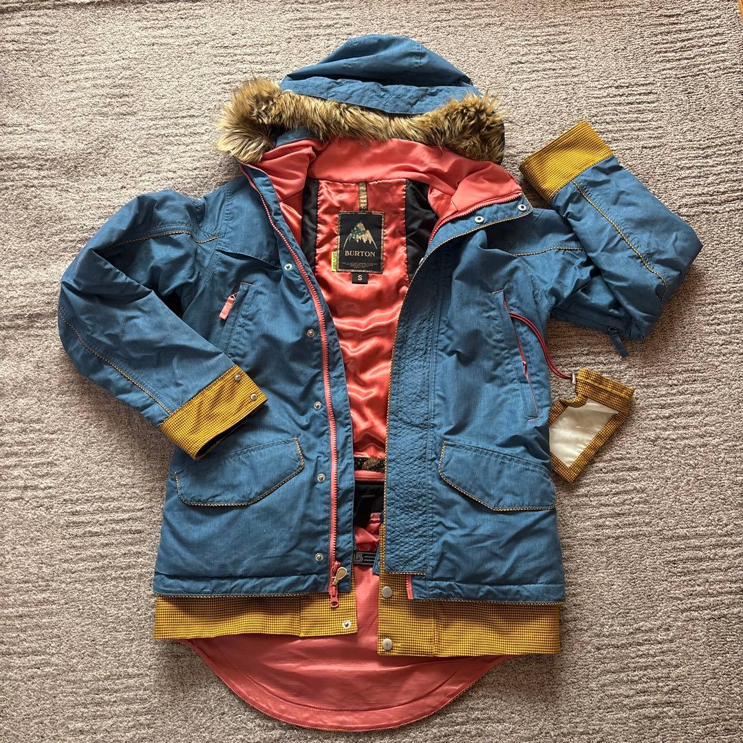 【お値下げしました】BURTON スノボウェア レディース Sサイズ