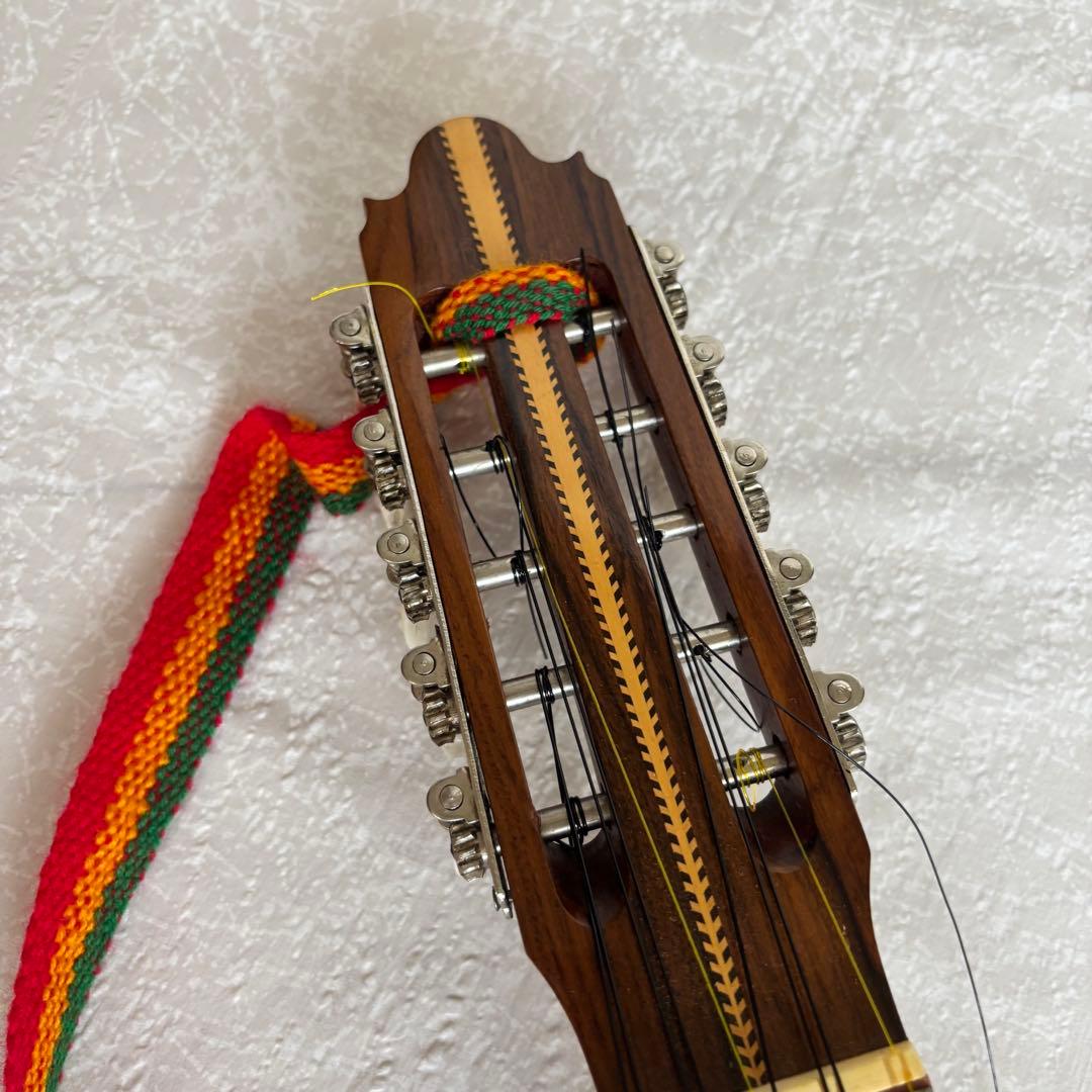 acha チャランゴ　ボリビア　民族楽器