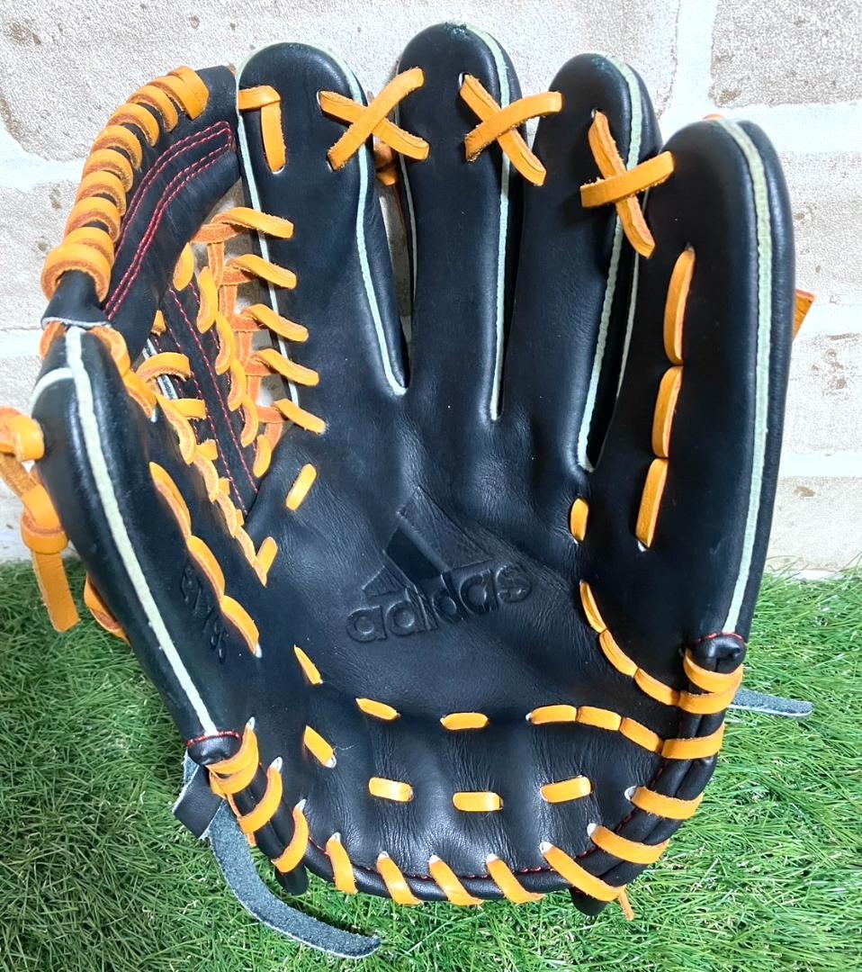 【24時間以内/早い者勝ち】美品 アディダス 一般軟式用 右投げ オールラウンド