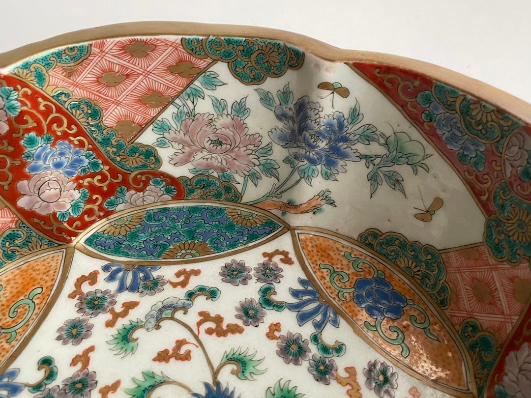 骨董　アンティーク　古伊万里　金襴手　色絵　芙蓉　蝶々　輪花縁　鉢　深鉢　菓子鉢