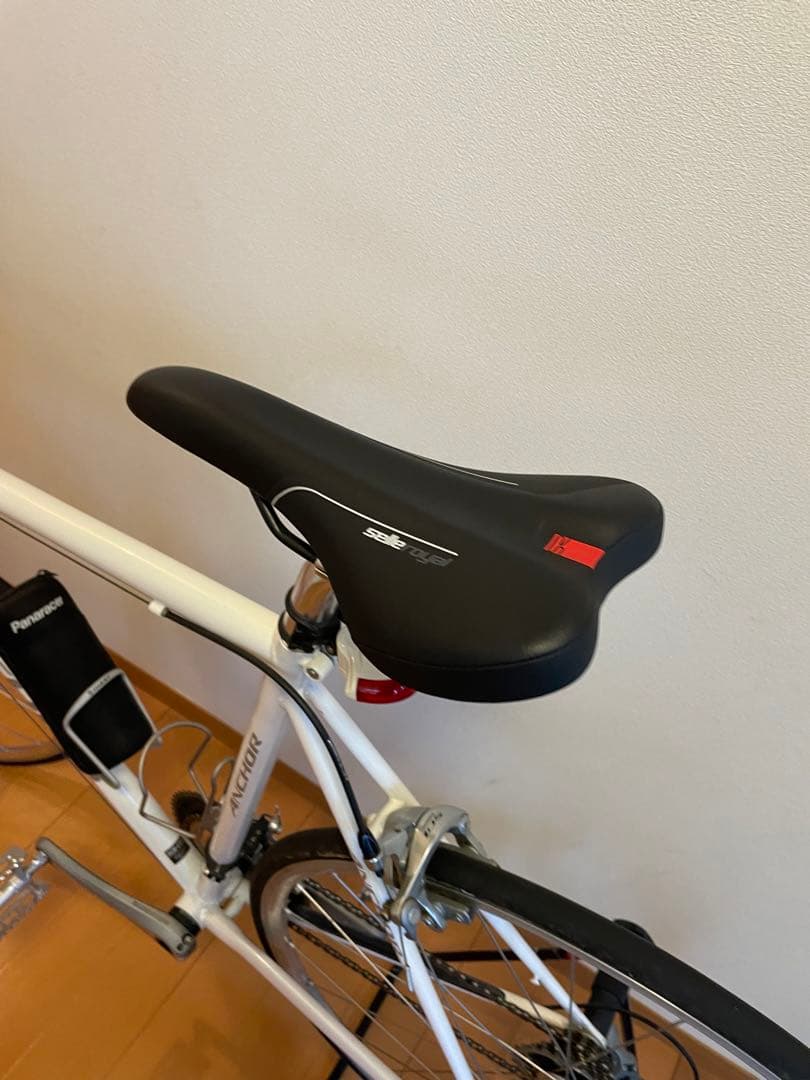 【破格】ANCHOR ホワイトフレーム　ロードバイク（ワケアリ）