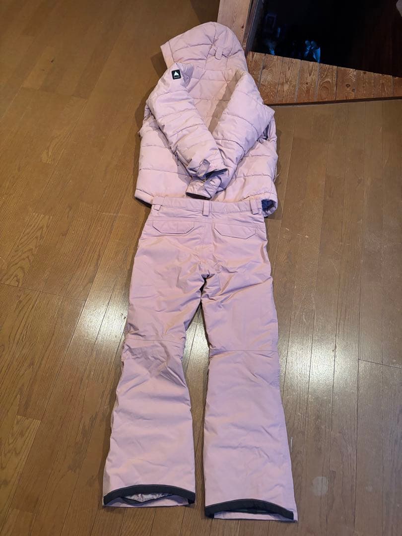 バートンスノーボードレディースウェア　　ピンクMセットアップ　美品