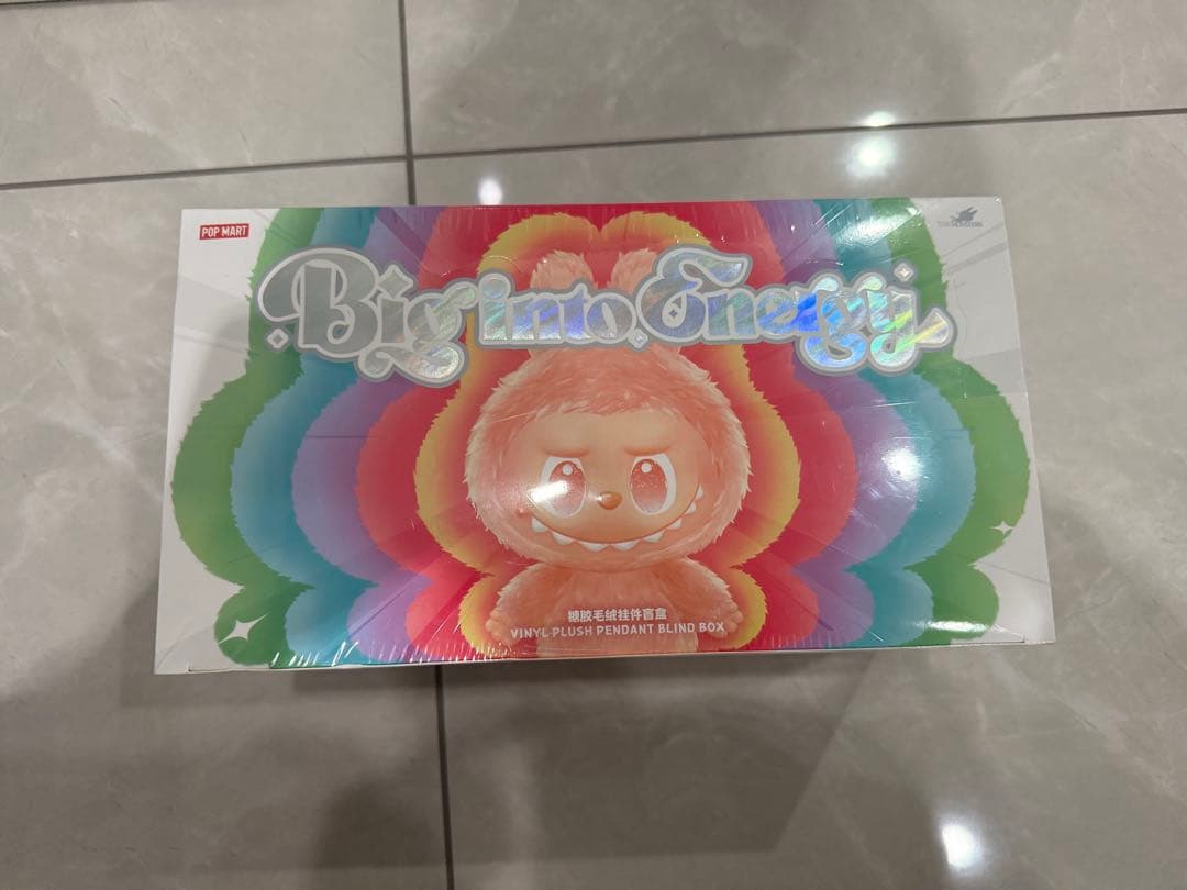 Big Into Energy ぬいぐるみ