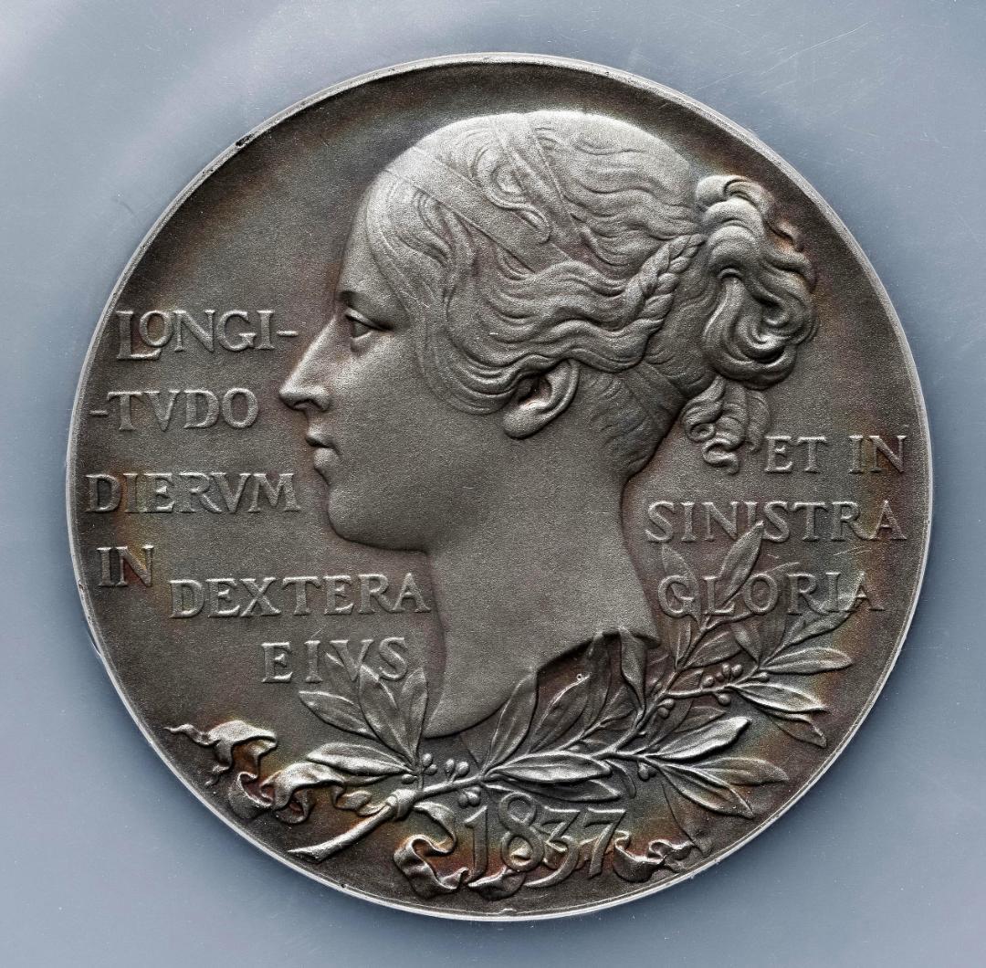 1897年 ヴィクトリア女王 ダイヤモンドジュビリーMS64 大型銀メダル075