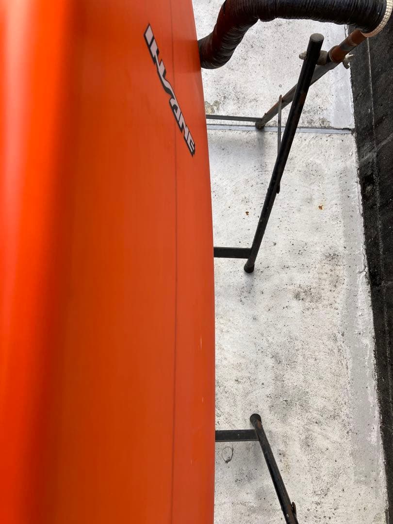 美品INSANEサーフボードグッドサイズ5.10アシンメトリーレギュラースタンス