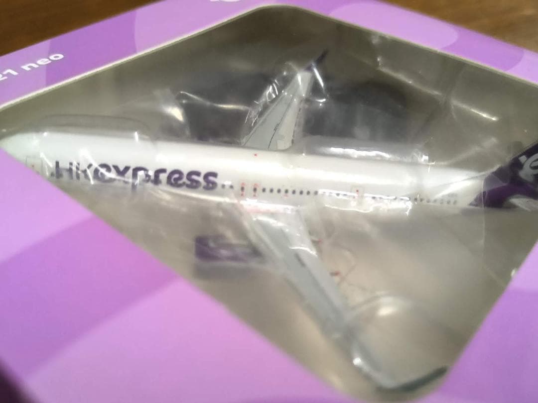 レア 香港エクスプレス AIRBUS A321 neo 1:400スケールモデル