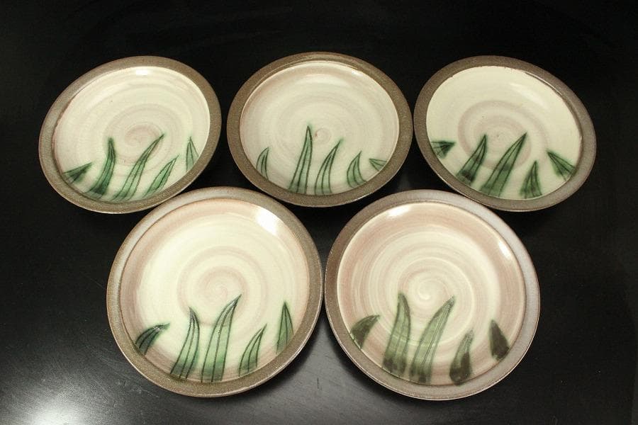 伸葉文 皿 五客 新開寛山造 木箱付(メ1266)