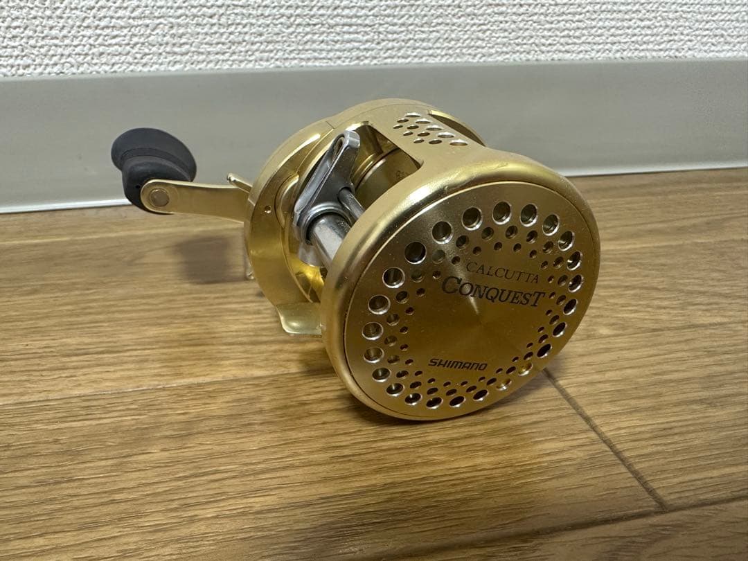 リール SHIMANO CALCUTTA CONQUEST 400F