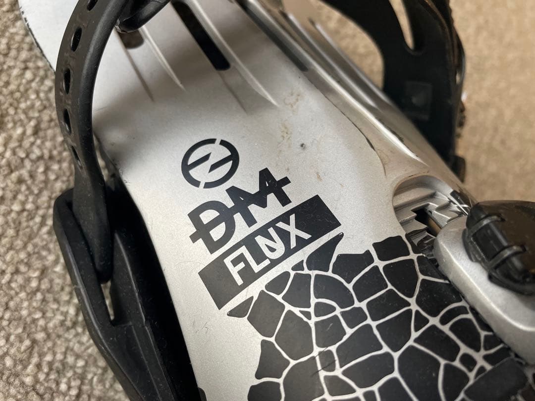 DM FLUX スノーボード ビンディング