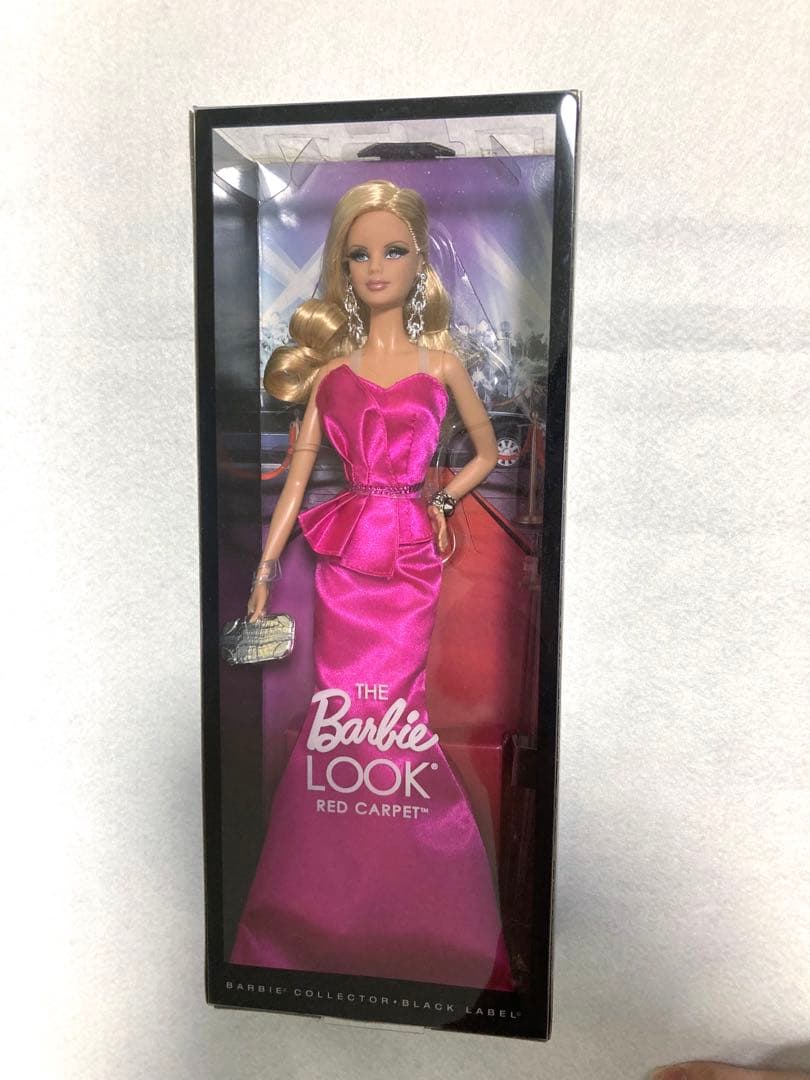 バービーコレクター ザ・バービールック レッドカーペット ブラックレーベル