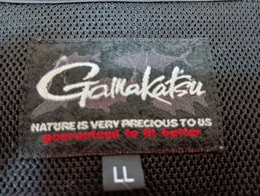 がまかつ　Gamakatsu フィッシングベスト 全シーズン型 鍵落下防止対策