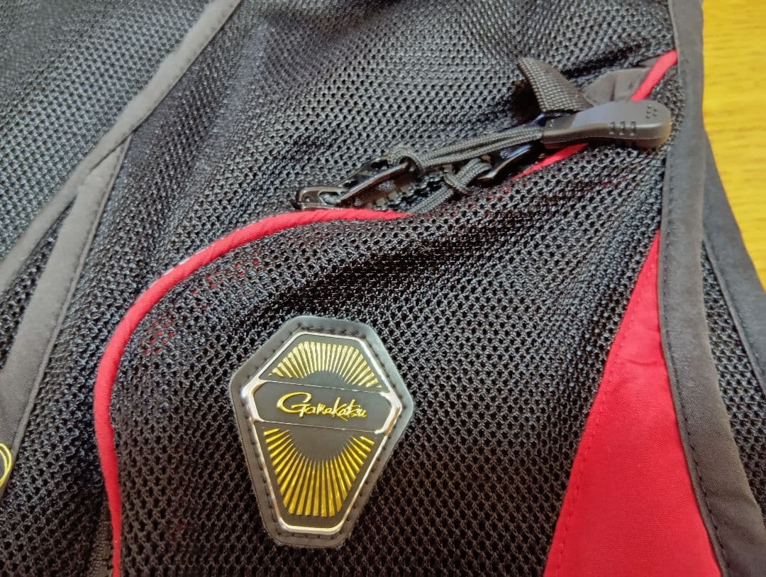 がまかつ　Gamakatsu フィッシングベスト 全シーズン型 鍵落下防止対策