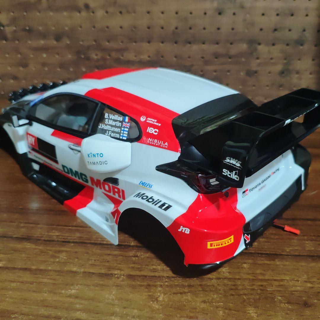 タミヤ　ヤリス　ハイブリッド　ボディ