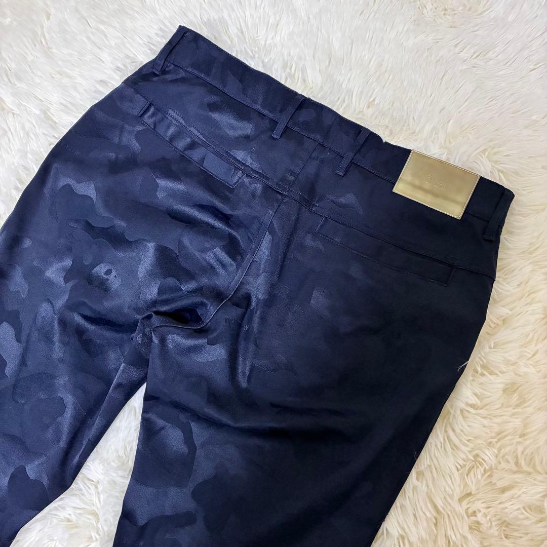 美品✨ マークアンドロナ　人気カモフラ柄総柄×立体スカル ストレッチゴルフパンツ