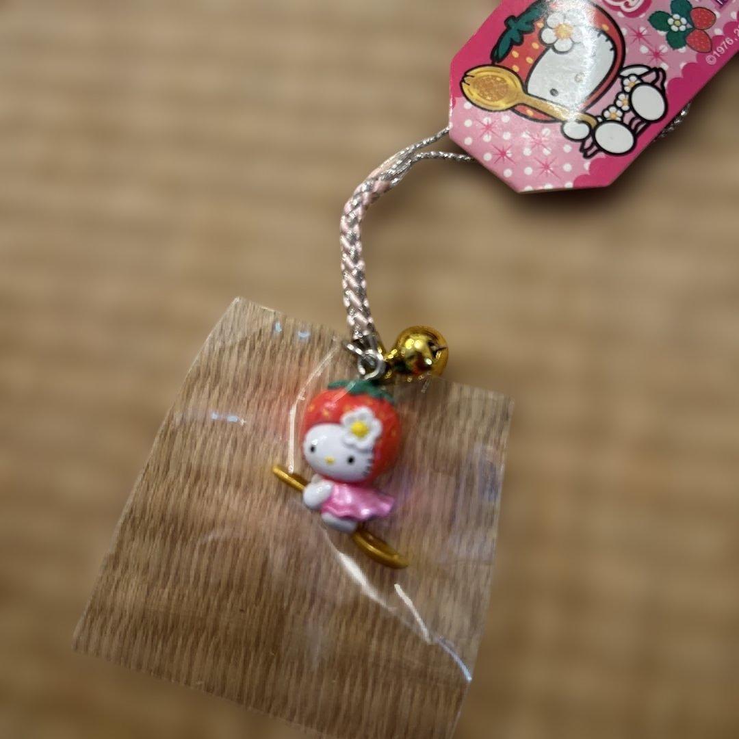 ご当地キティ　栃木限定　いちご⭐︎