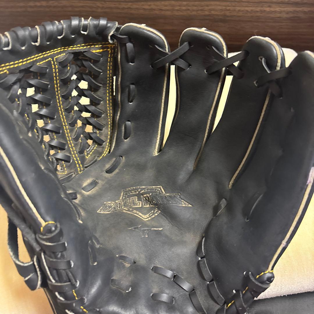 Mizuno 黒 レザーグローブ 使わないんでめっちゃ安く売ります
