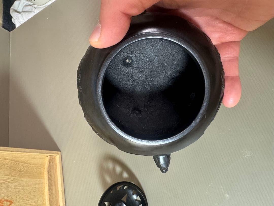 2851 銅製　鋳銅香炉　御香炉灰付き　未使用