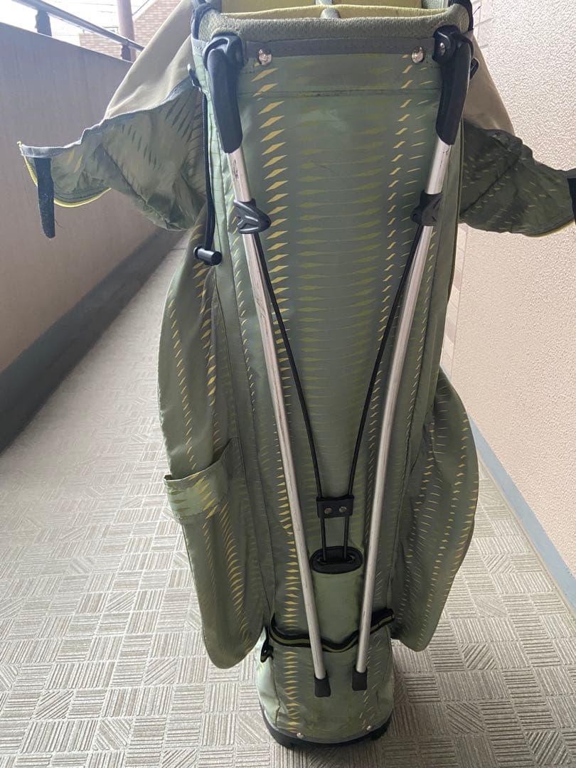 OUUL 軽量キャディバ