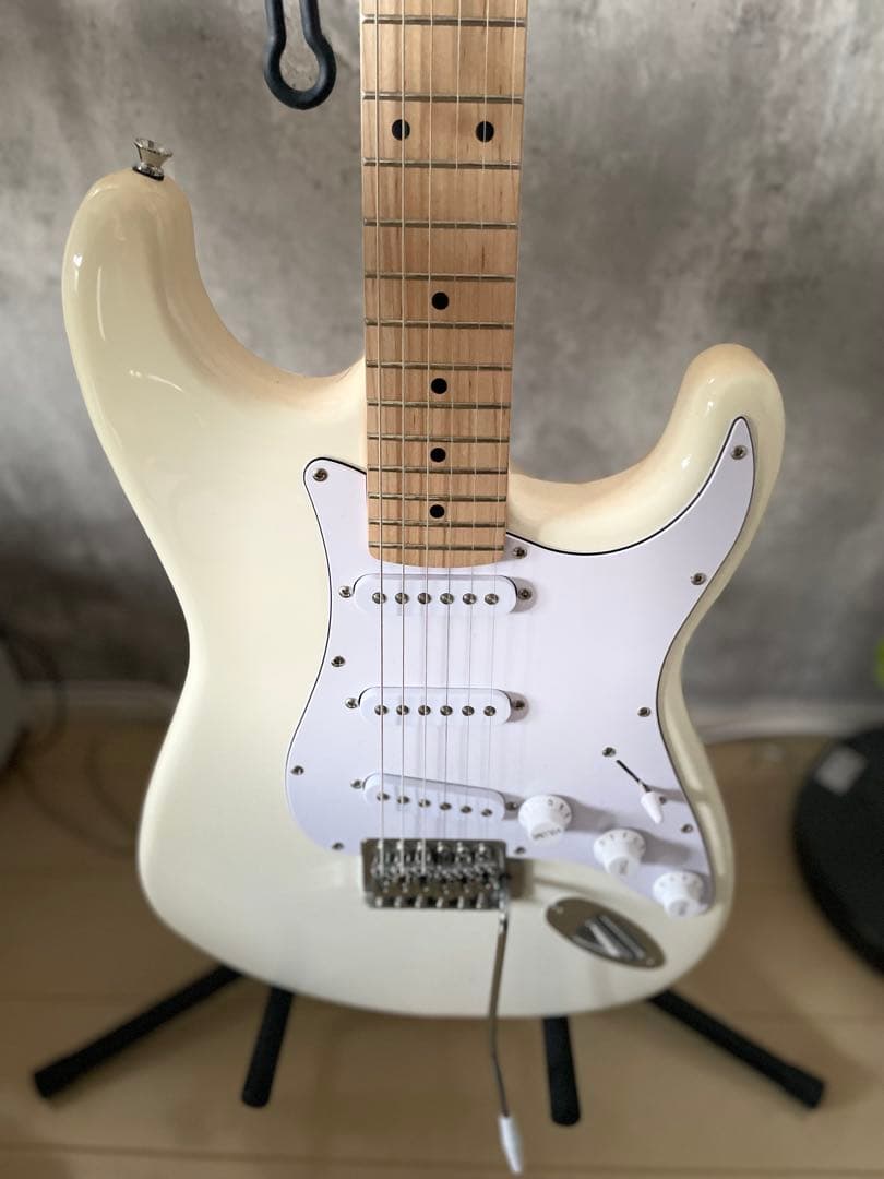 PLAYTECH ST250ストラトキャスター(エレキギター )