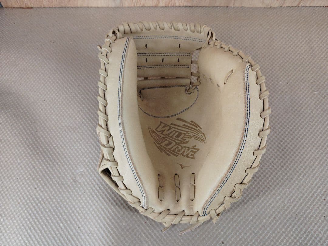 ミズノ　一般軟式用ウィルドライブ ブルー 2025年　新品キャッチャーミット右投