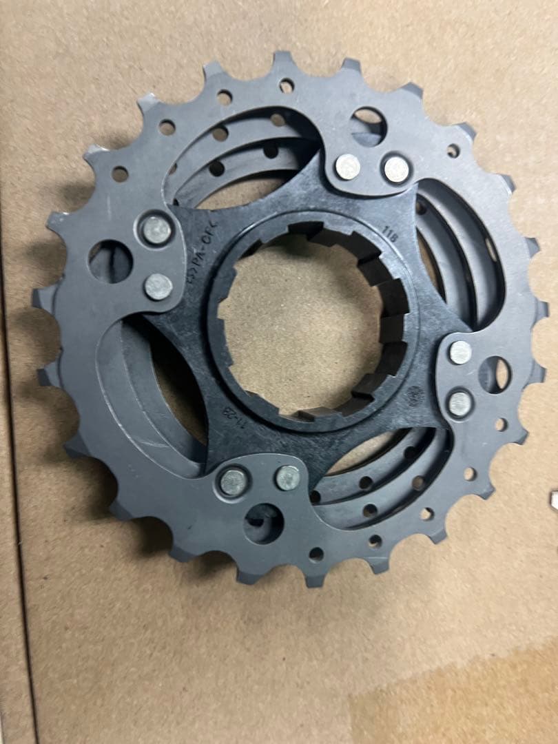 パーツ DURA-ACE CS-R9100 11-28T