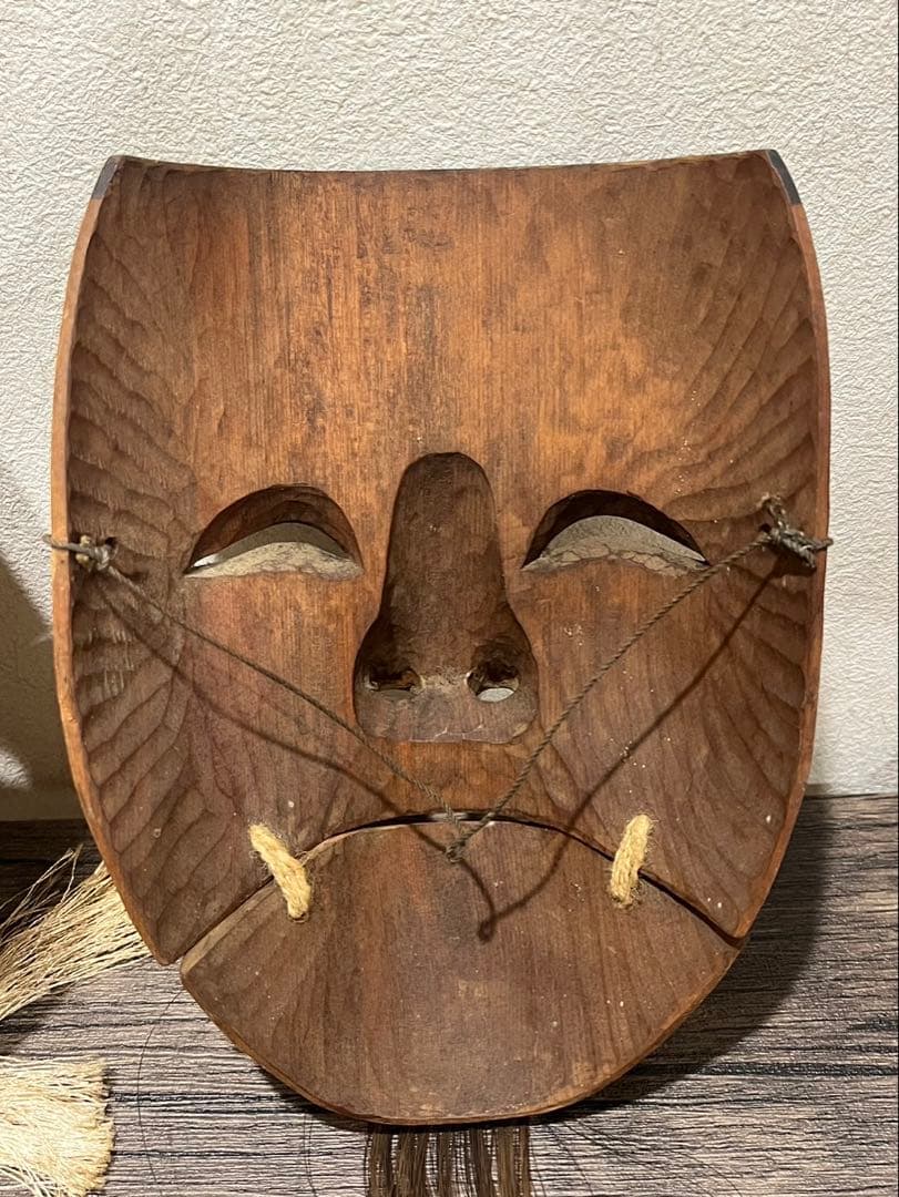 【送料込み】能面　3枚まとめ　美術品　お面　木製　木彫り彫刻　女面　能楽　雅楽