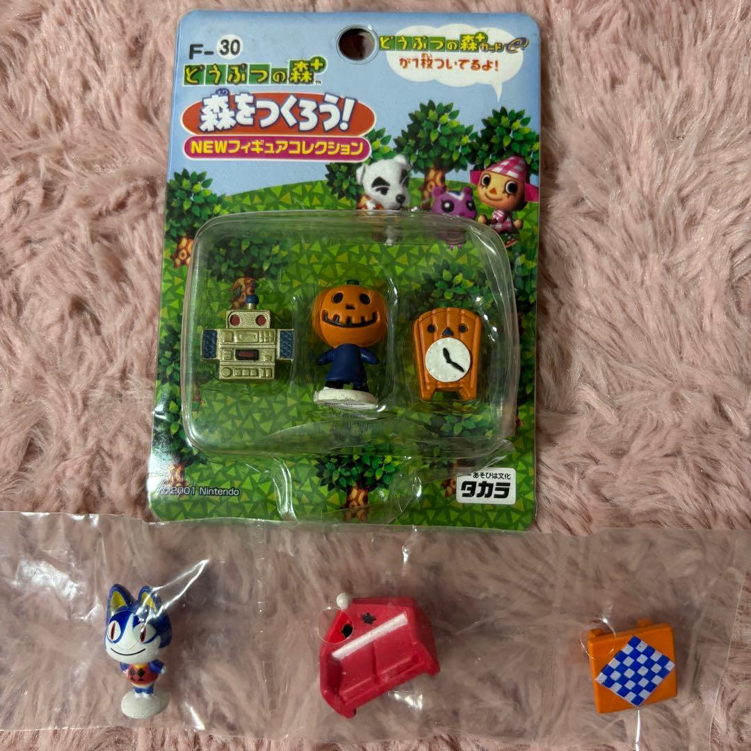 どうぶつの森＋　森をつくろう　NEWフィギュアコレクション　F30 みしらぬネコ