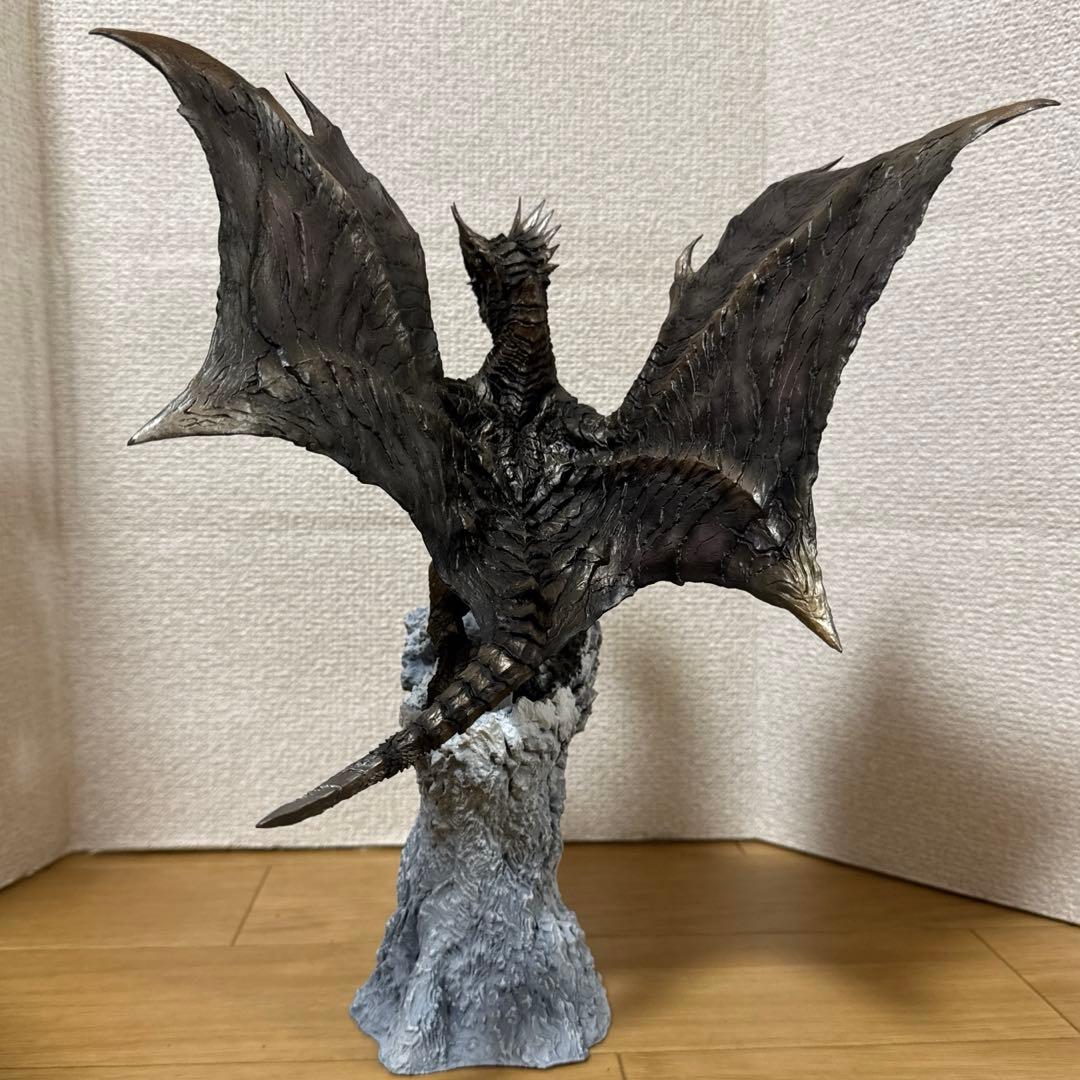 【鋼龍　クシャルダオラ】モンスターハンター CFB フィギュア