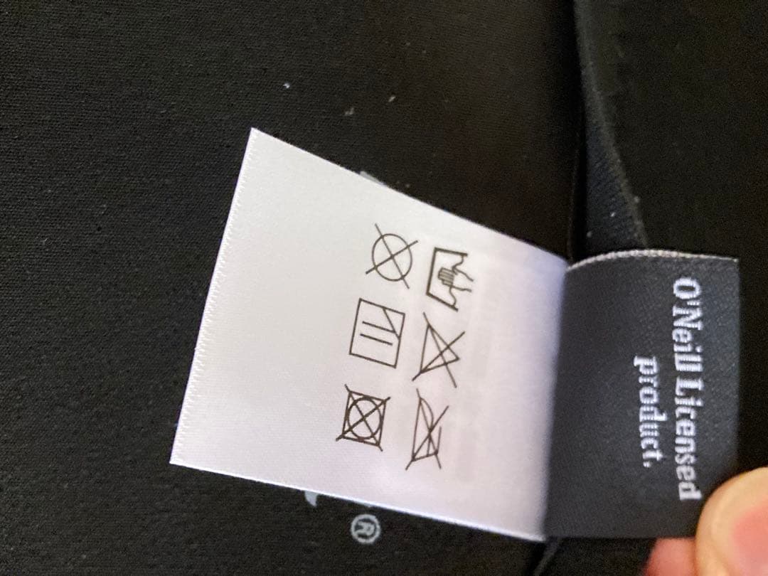 新品未使用 タグ付O'Neill ブラック タッパー フロントジッパー