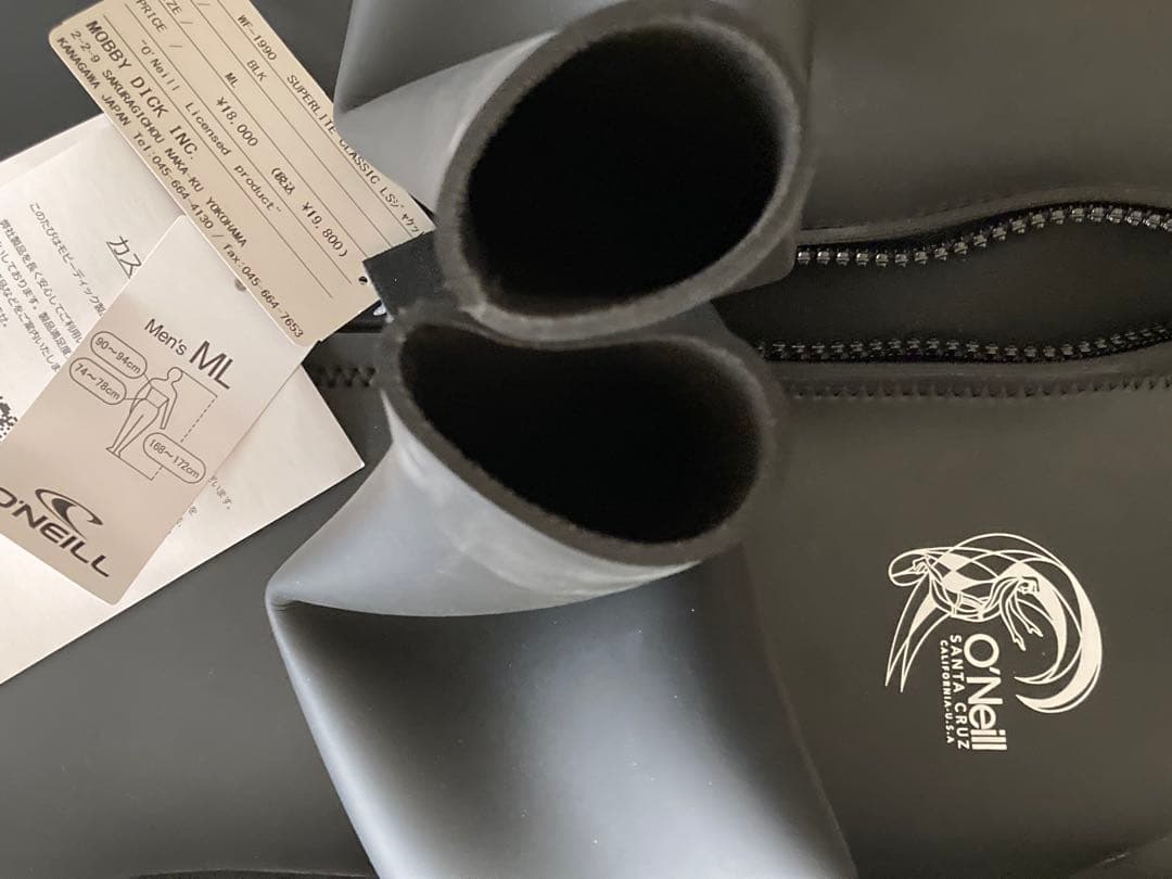 新品未使用 タグ付O'Neill ブラック タッパー フロントジッパー