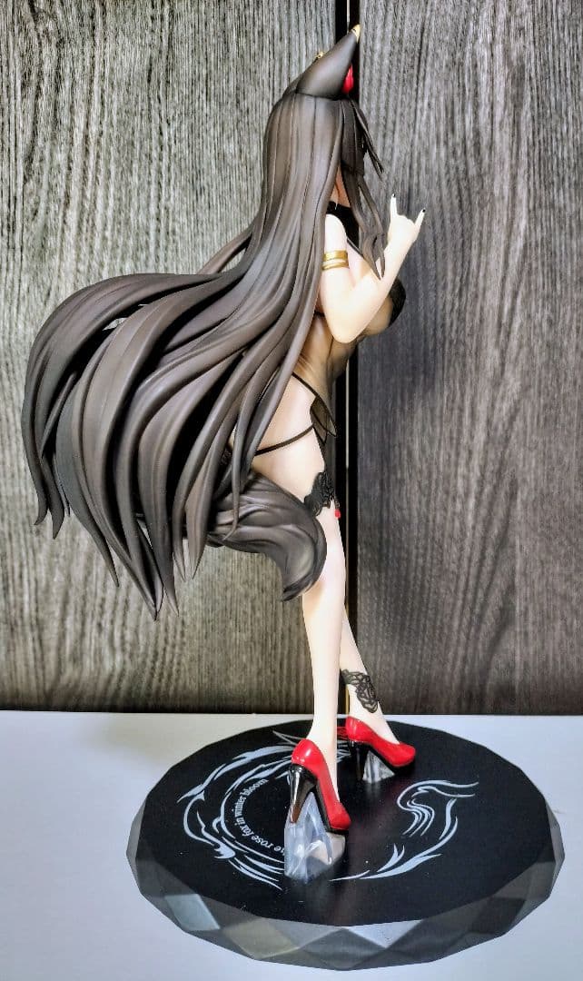 真冬に咲くバラ