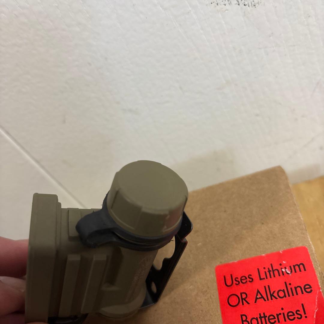 米軍　実物STREAMLIGHT SIDEWINDER COMPACT II ①