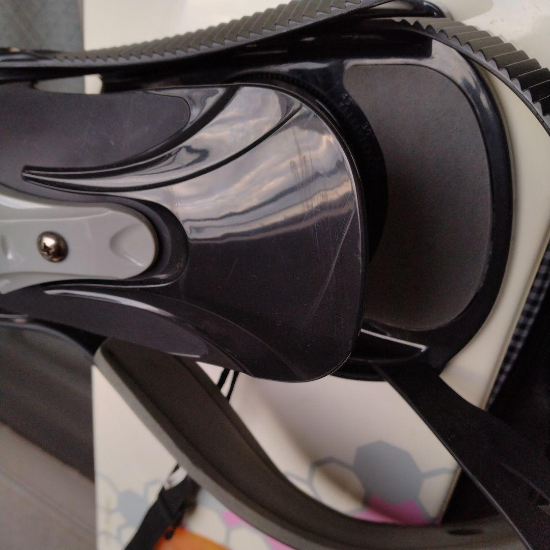 NAKED スノーボード　ビンディング　ホワイト ピンク