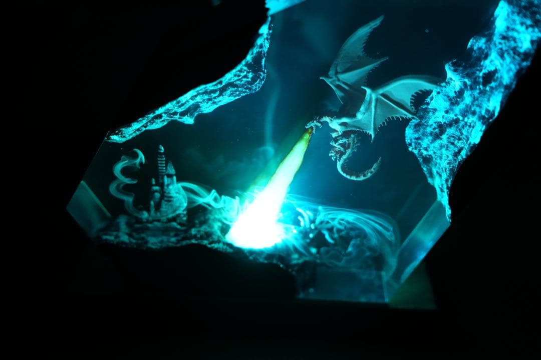 【在庫処分】ドラゴンの息吹 炎の城 レジンランプ 中世ファンタジー 騎士 冒険