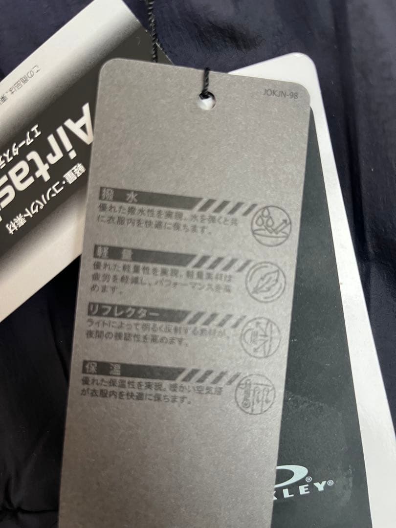 新品　S ゴルフ　オークリー 中綿ベスト グレー　撥水 軽量 保温