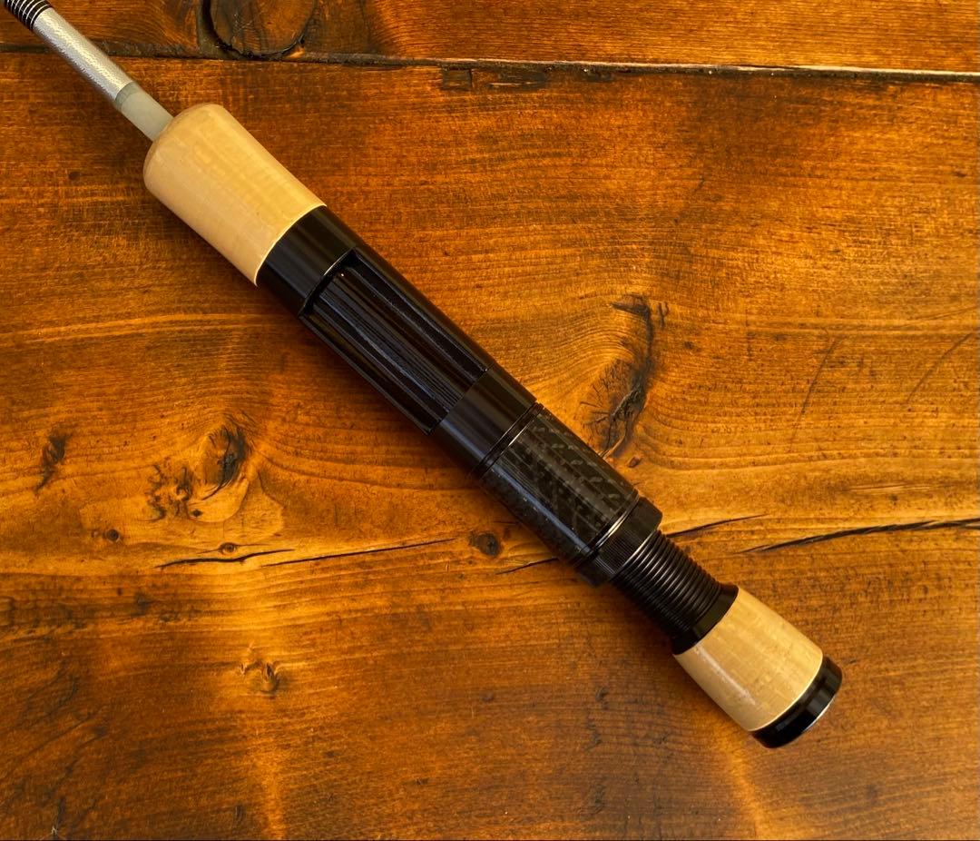 トラウトロッド　パックロッド　スピニングロッド　渓流釣り　グラス　カワセミ模様