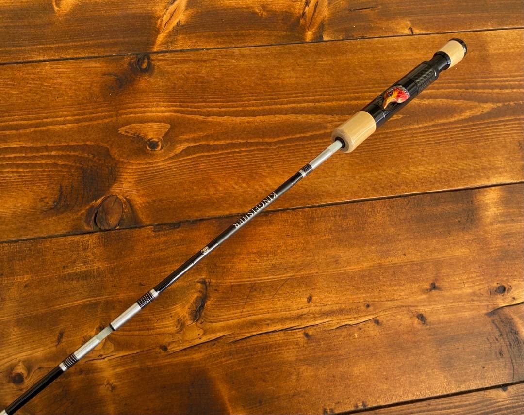 トラウトロッド　パックロッド　スピニングロッド　渓流釣り　グラス　カワセミ模様