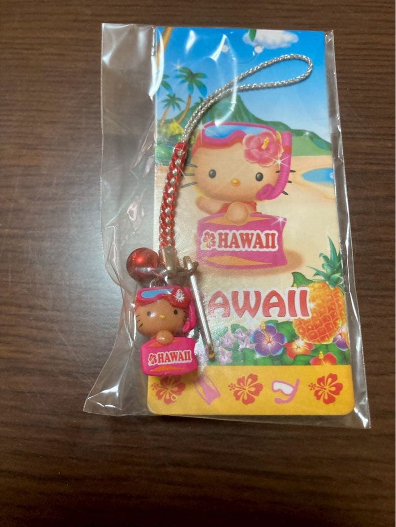 希少激レア 新品 ご当地 ハローキティ ハワイ シュノーケル 日焼け ストラップ