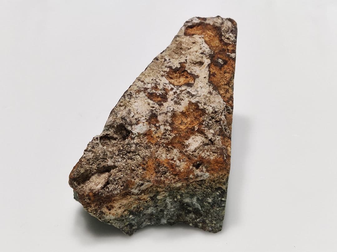 パワーストーン　ストーンヘンジの石（プレセリブルーストーン）84ｇ　No.320