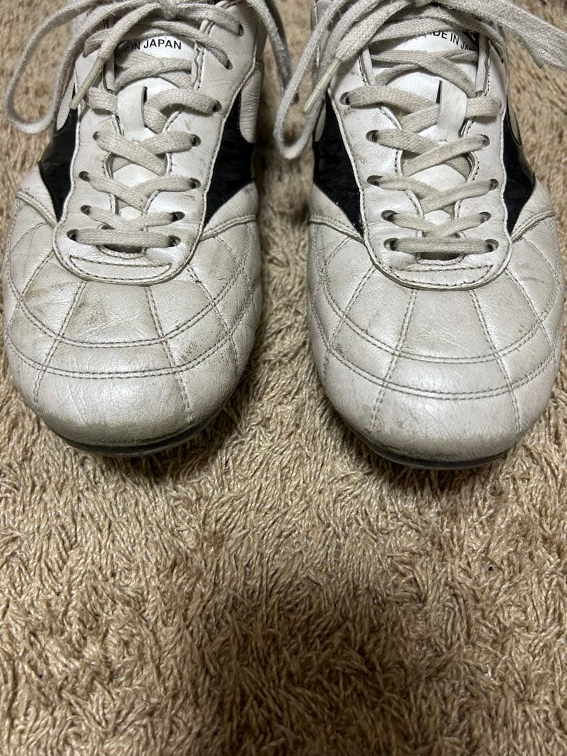 ミズノモレリアIIJAPAN ショートタン/クロスステッチ(ホワイト×ブラック)