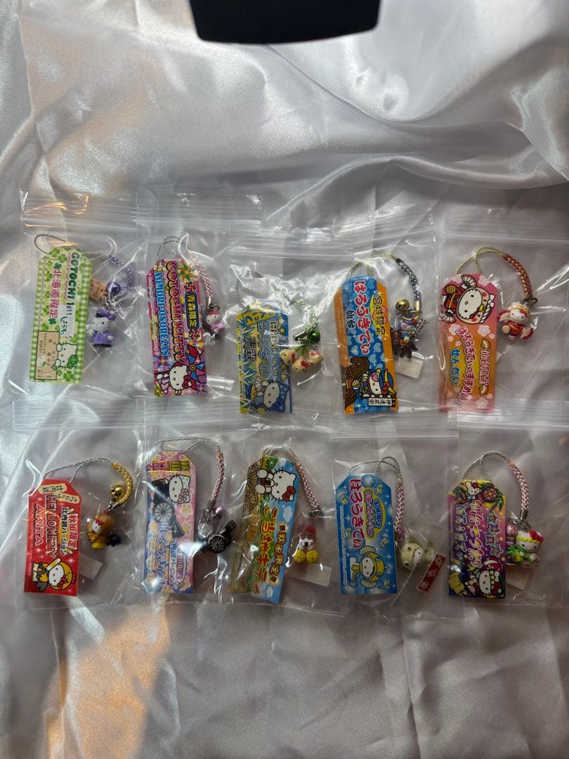 ご当地キティ 、ストラップ、全タグ付き87個レア付き、今話題、y2k