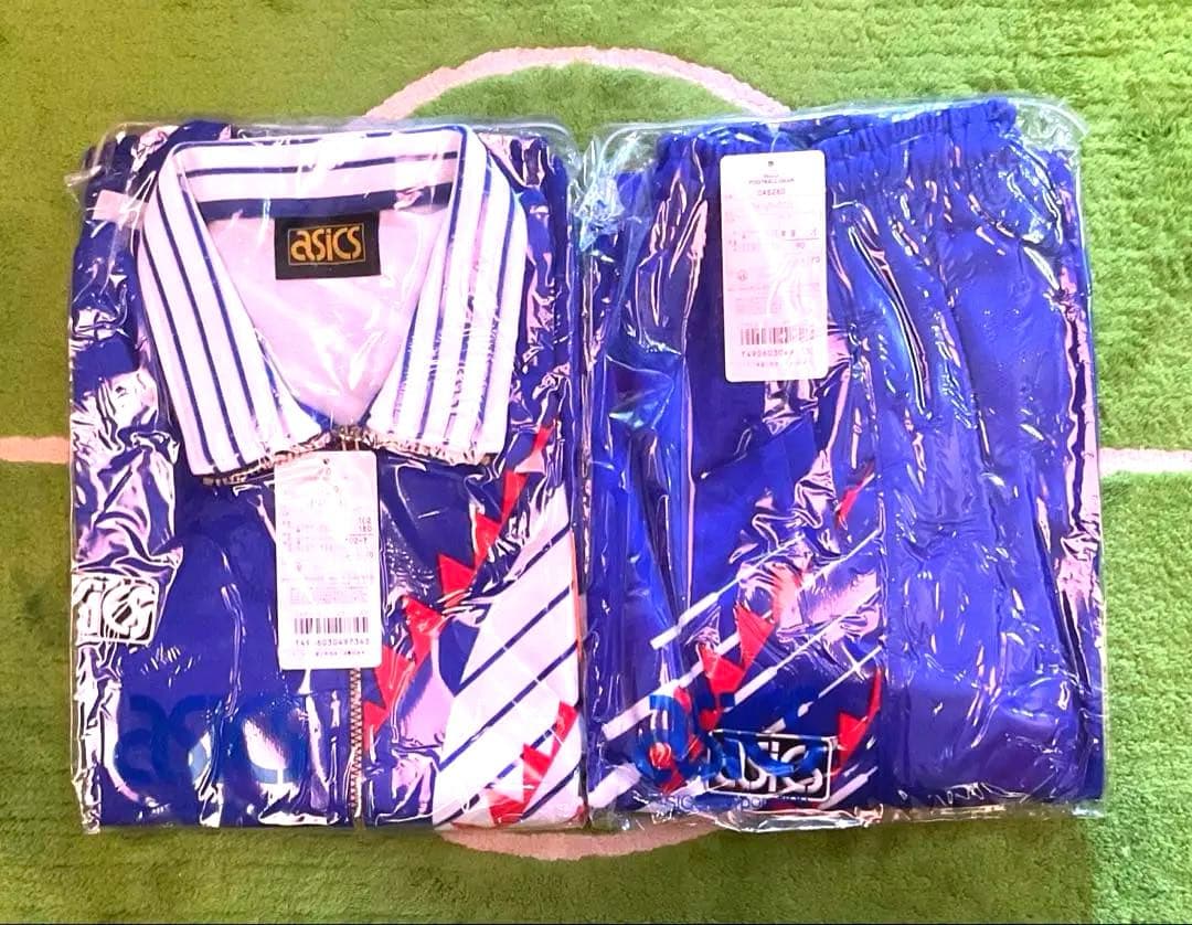 日本代表　トレーニングウエア