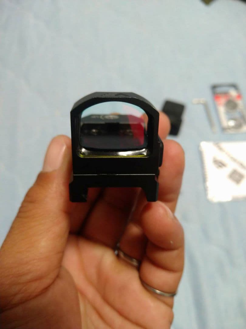 ドットサイトVectorOptics