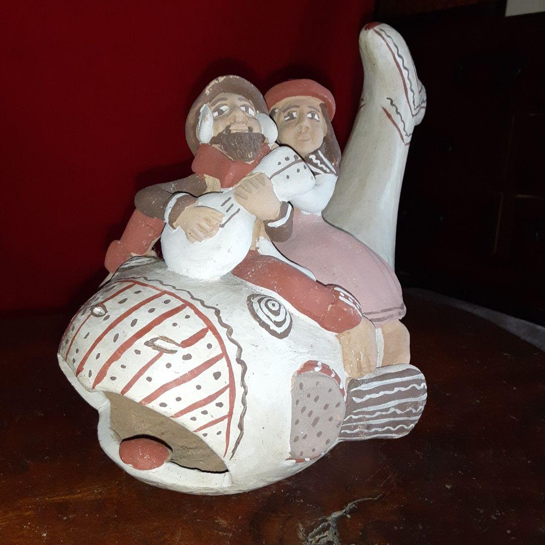 ペルー　彩色土器　クジラ　インカ