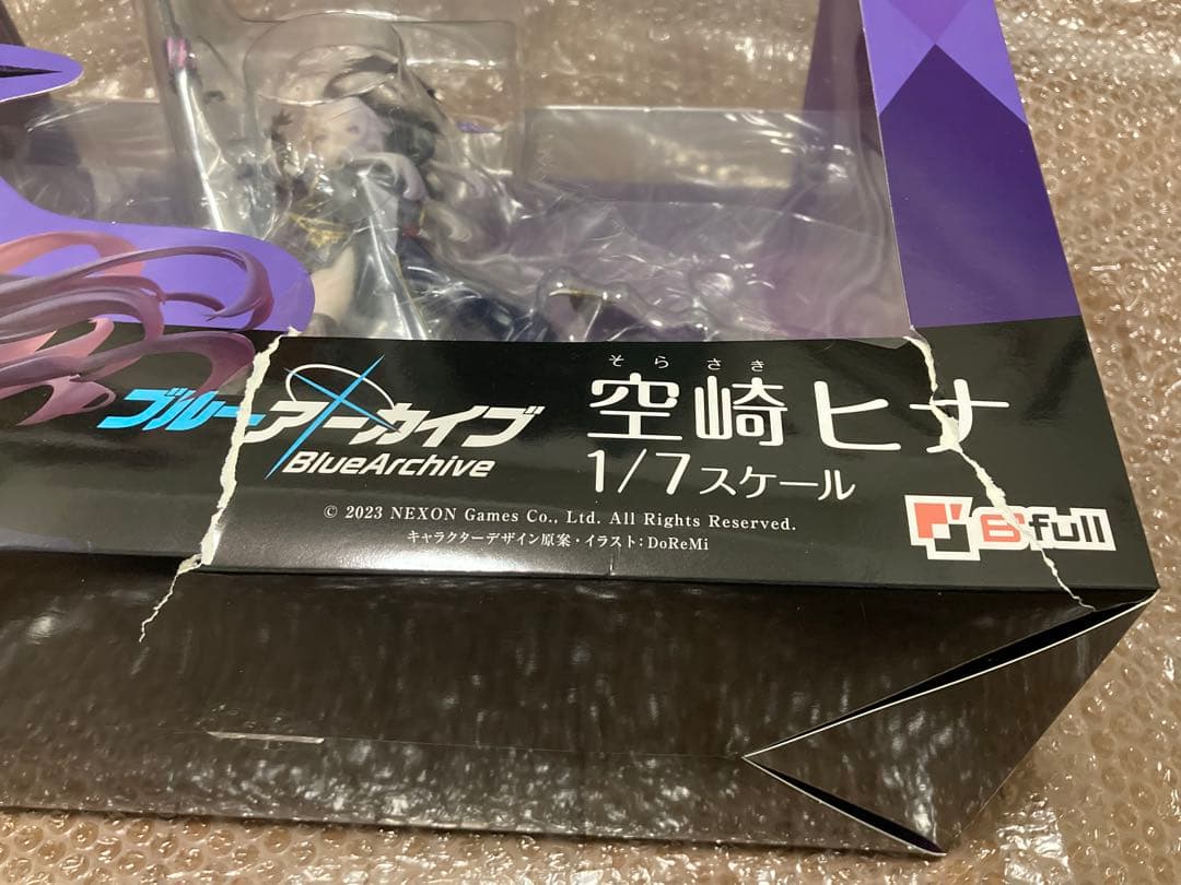 ブルーアーカイブ　空崎ヒナ　1/7 完成品フィギュア　※外箱大きな割れ・破れあり