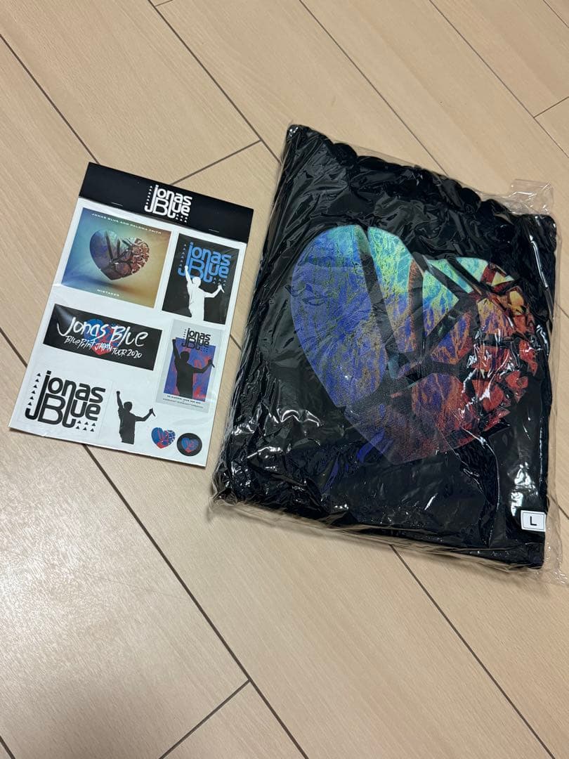 Jonas Blue パーカー フーディー ステッカー ハートデザイン Lサイズ