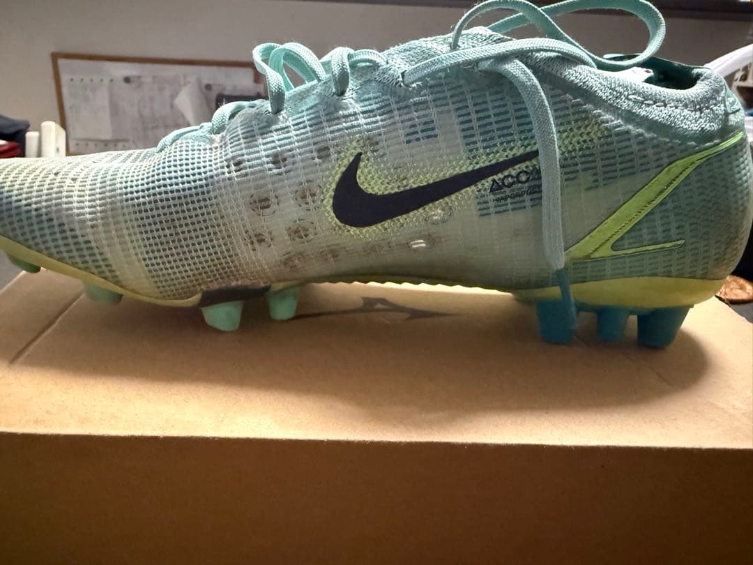 ナイキマーキュリアル ヴェイパー 14 エリート FG